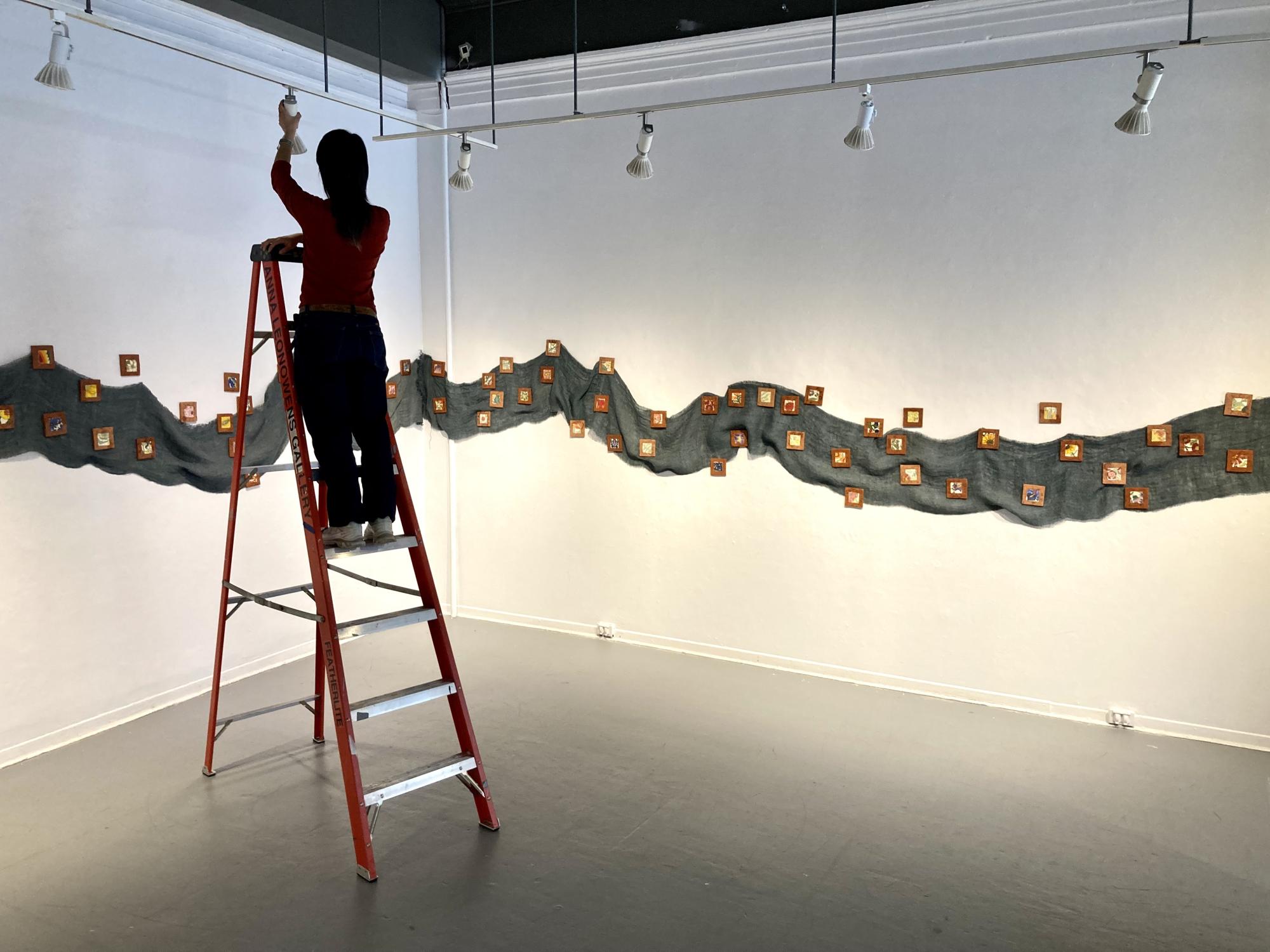 lighting the gallery 